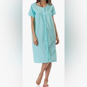 #529 - Short Sleeve Midi Button Front Eyelet Duster Lounging Robe, Green, SIZE M